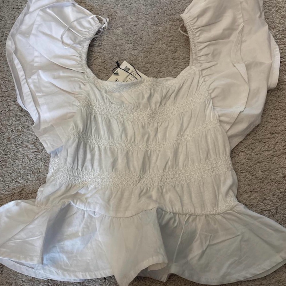 Zara White Ruffled Blouse - Picture 3 of 3